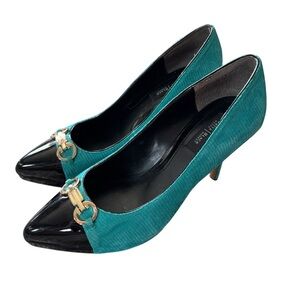 White House Black Market  Shoes 3.5" High Heels Pumps Samantha Emerald Size 7M